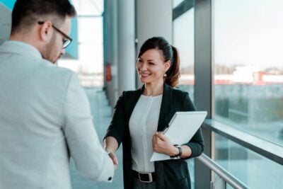 5 Benefits of Hiring a Brand Execution Representative